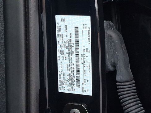 Used 2022 Ford F150 Lariat image 29