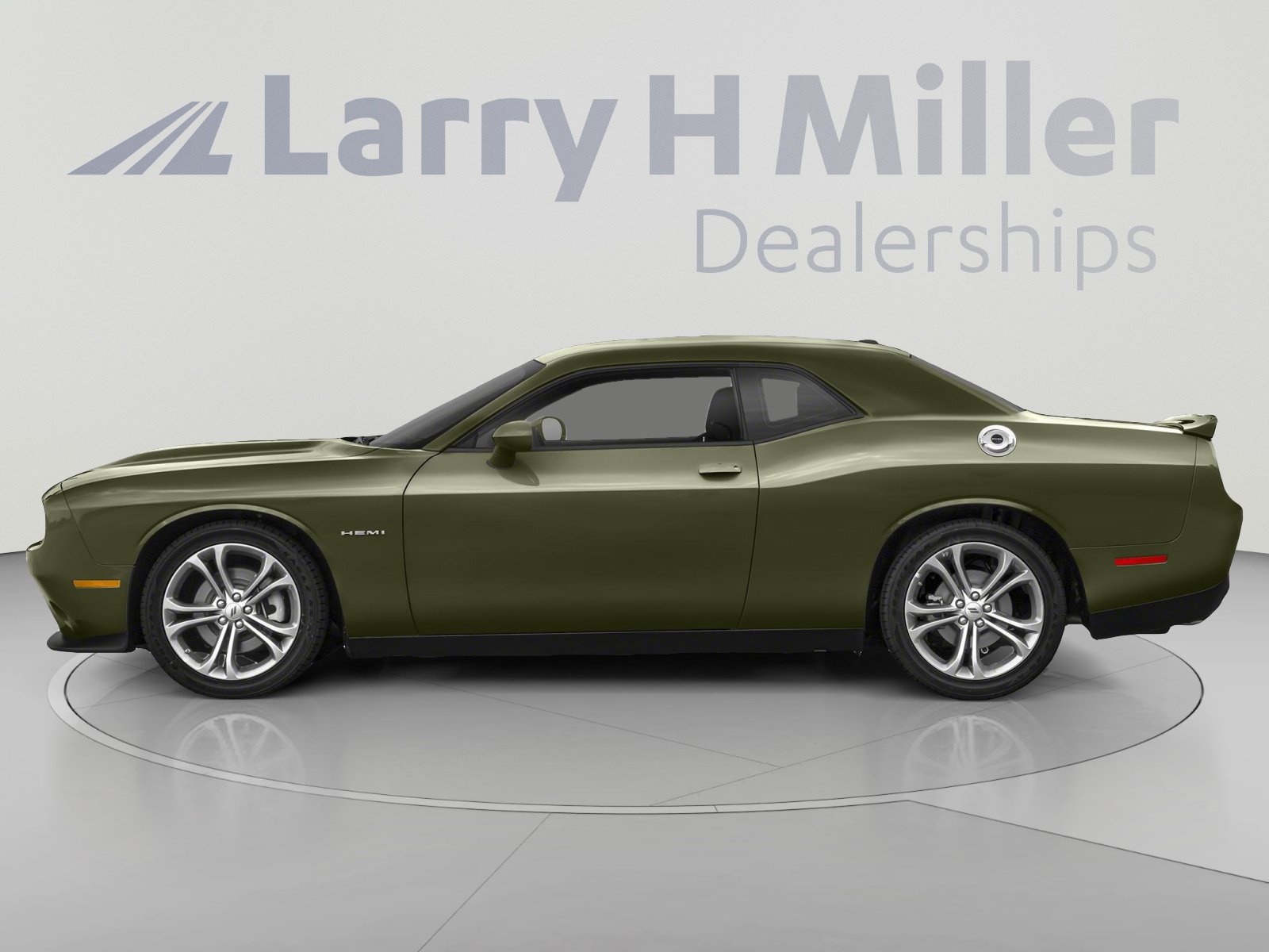 Used 2022 Dodge Challenger R/T w/ Performance Handling Group RWD image 3