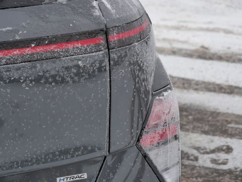 Certified 2025 Hyundai Kona SEL image 17