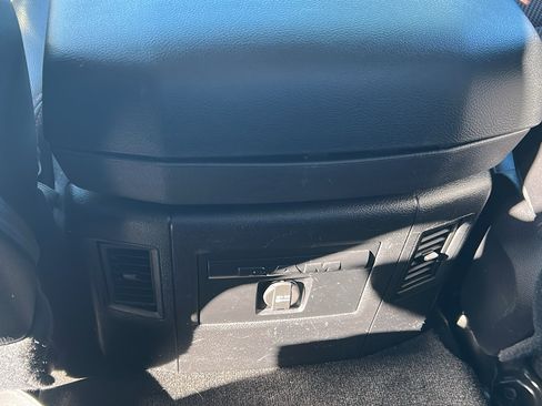 Used 2016 RAM 1500 Sport image 23