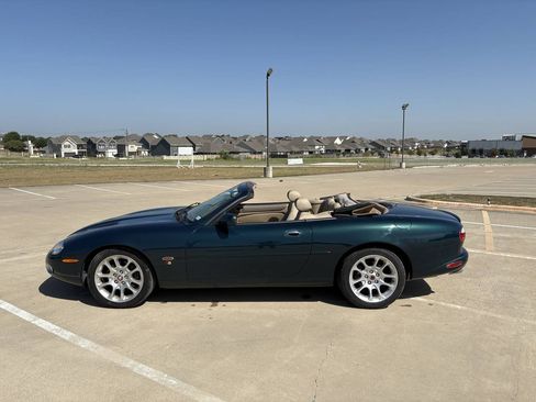 Used 2002 Jaguar XK8 Convertible RWD image 6