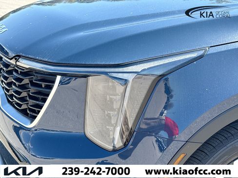 New 2026 Kia Sorento S image 8