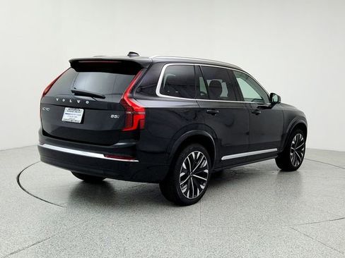 New 2026 Volvo XC90 B5 Plus image 5