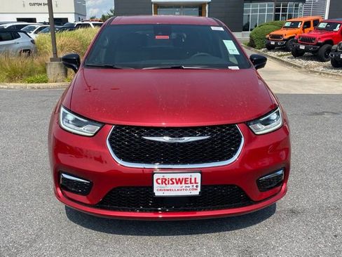 New 2026 Chrysler Pacifica Select image 10