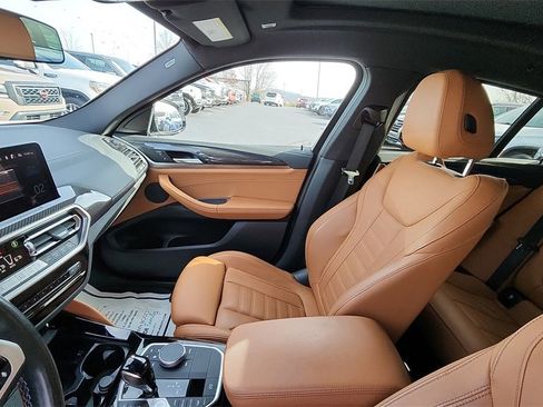 Used 2022 BMW X4 M40i image 11