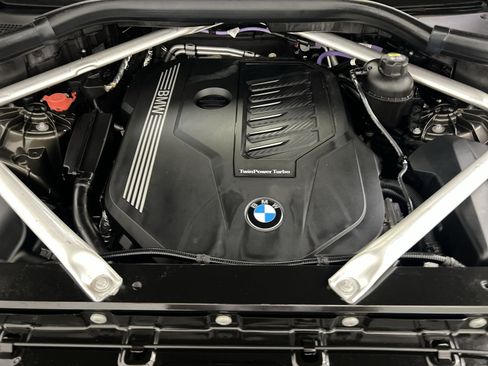Used 2023 BMW X5 xDrive40i w/ Premium Package AWD/4WD image 27