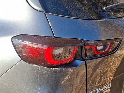 Used 2025 MAZDA CX-50 AWD 2.5 S w/ Preferred Package image 10