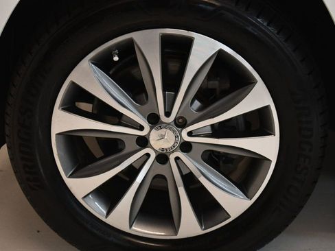 Used 2014 Mercedes-Benz GL 450 4MATIC image 19