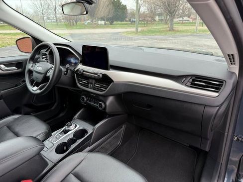 Used 2022 Ford Escape SEL w/ Technology Package image 23