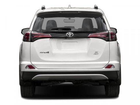Used 2016 Toyota RAV4 SE image 5