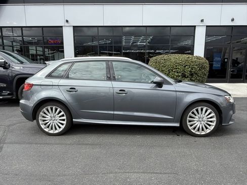Used 2017 Audi A3 e-tron Premium w/ Sport Package image 8