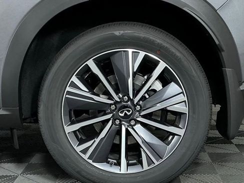 New 2027 INFINITI QX60 Luxe FWD image 9