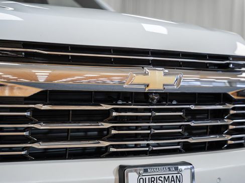 Used 2025 Chevrolet Tahoe Premier w/ Sun And Tow Package image 7