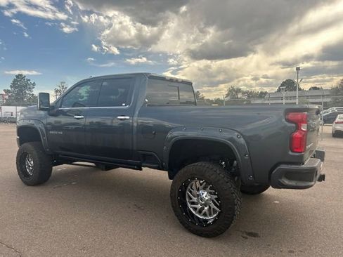 Used 2020 Chevrolet Silverado 3500 High Country w/ Z71 Off-Road Package AWD/4WD image 4