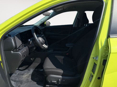 Certified 2025 Hyundai Kona SEL AWD/4WD image 10