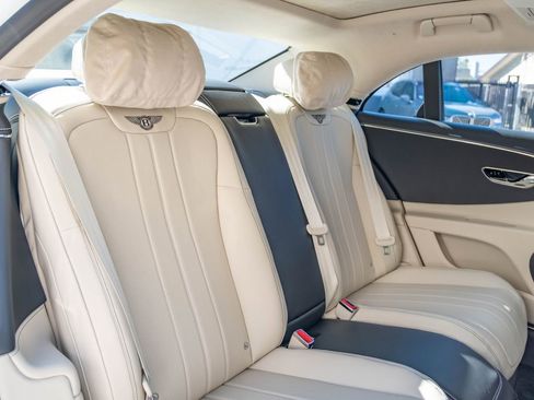 New 2026 Bentley Flying Spur Plug-In Hybrid AWD/4WD image 26