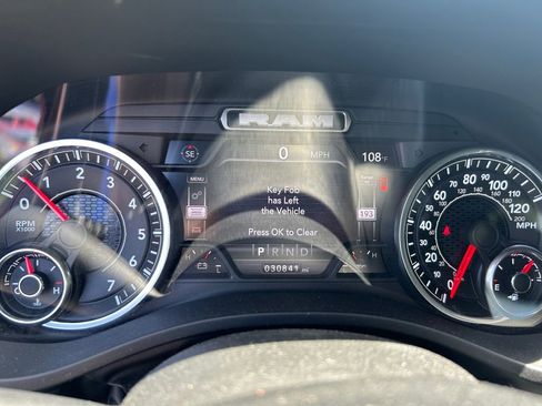 Used 2022 RAM 1500 Big Horn AWD/4WD image 18