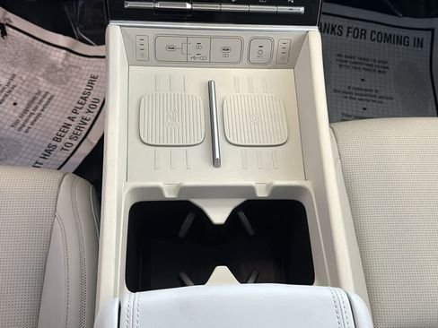 Used 2024 Hyundai Santa Fe Calligraphy image 15