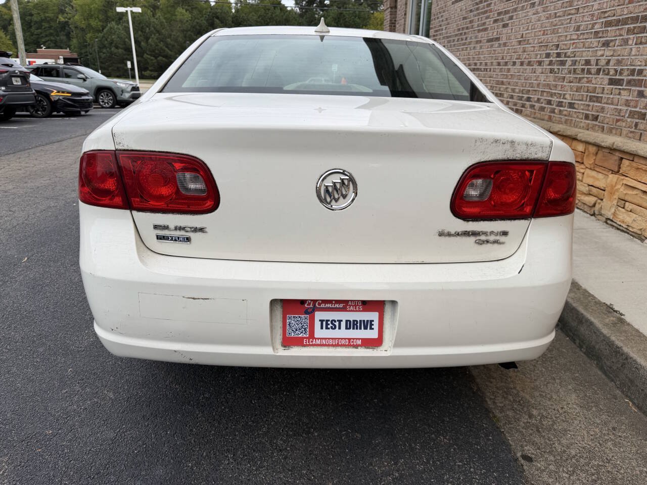 Used 2009 Buick Lucerne CXL FWD image 4