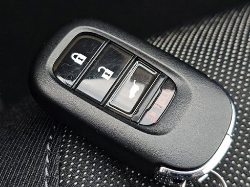 Certified 2025 Honda CR-V LX image 34