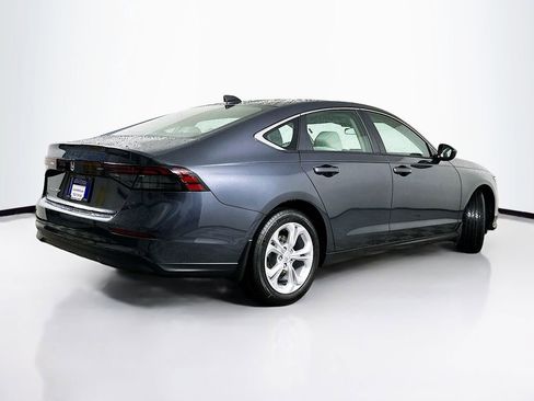 Used 2025 Honda Accord LX image 7