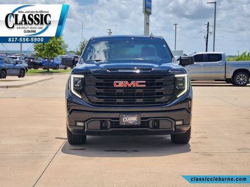 Used 2025 GMC Sierra 1500 Elevation AWD/4WD image 5