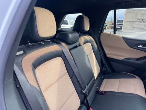 New 2026 Chevrolet Equinox ACTIV w/ Convenience Package III AWD/4WD image 29