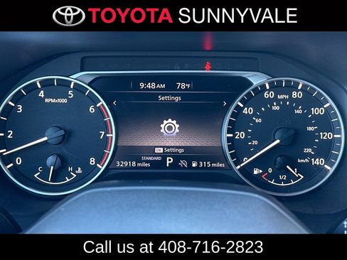 Used 2025 Nissan Rogue SV FWD image 28