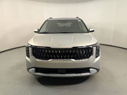 New 2026 Kia Carnival EX FWD image 2