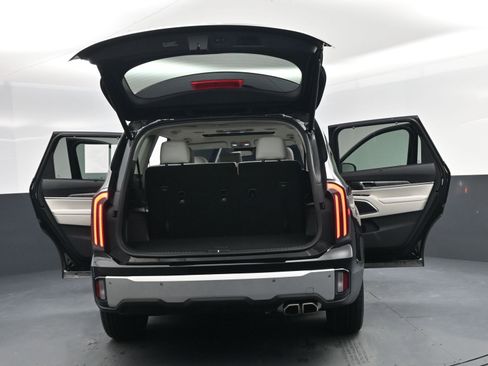 Used 2024 Kia Telluride EX image 21
