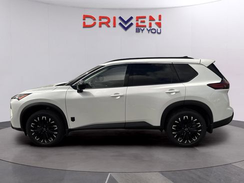 New 2026 Nissan Rogue SV AWD/4WD image 2