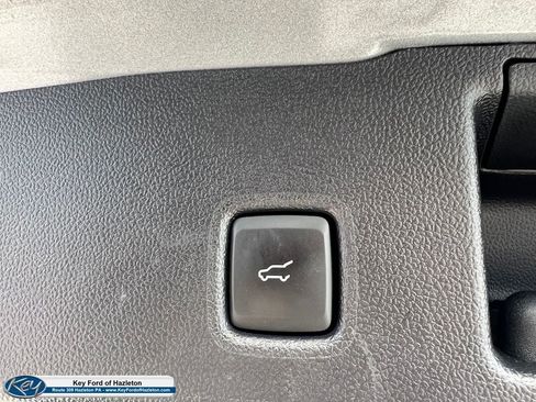 Used 2024 Ford Escape ST-Line w/ Equipment Group 301A FWD image 30