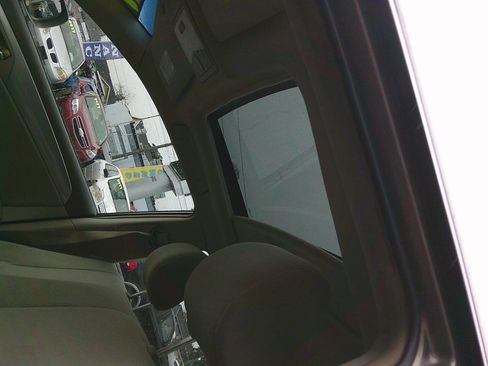 Used 2005 Toyota Avalon XL image 6