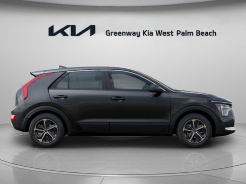 New 2026 Kia Niro LX FWD image 9