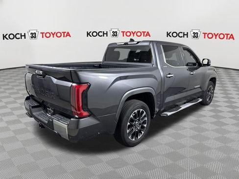 Used 2023 Toyota Tundra Limited AWD/4WD image 8