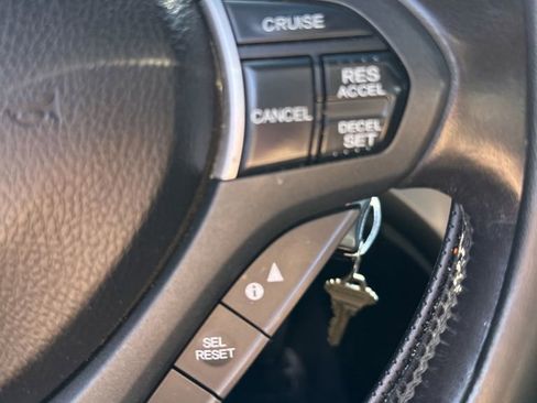 Used 2009 Acura TSX w/ Technology Package FWD image 22