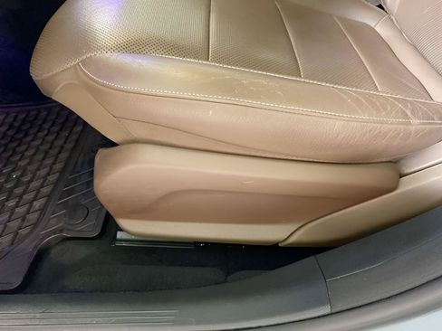 Used 2017 Mercedes-Benz E 400 4MATIC Wagon image 29