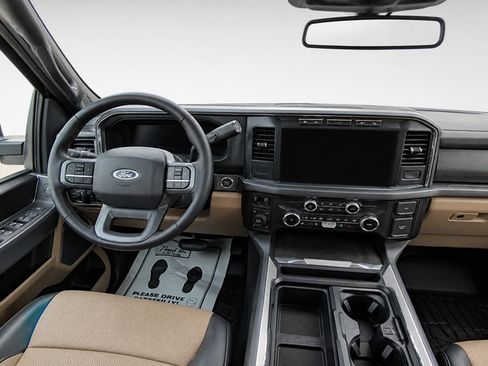 Certified 2024 Ford F350 Lariat w/ FX4 Off-Road Package AWD/4WD image 20