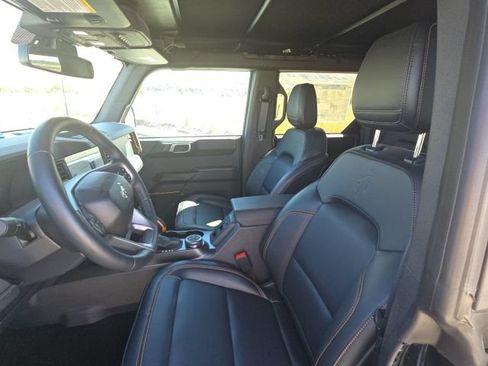 New 2024 Ford Bronco Badlands AWD/4WD image 15