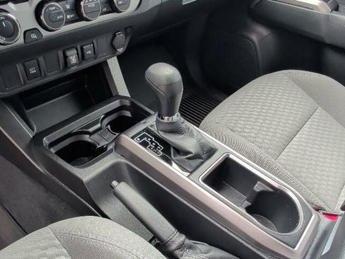 Used 2022 Toyota Tacoma SR5 image 27