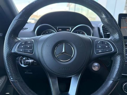 Used 2019 Mercedes-Benz GLS 450 4MATIC image 30