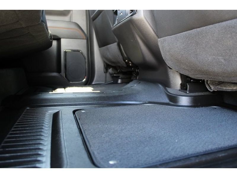 Used 2024 GMC Sierra 1500 AT4 w/ Technology Package AWD/4WD image 28