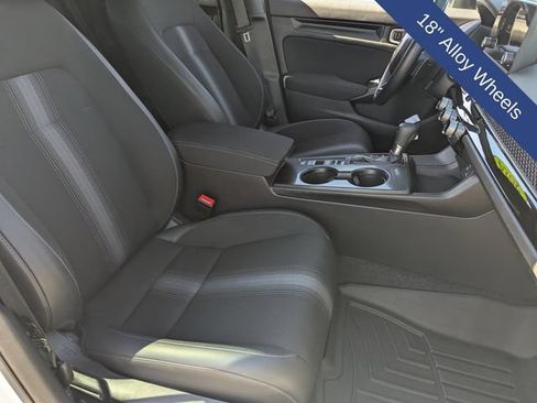 Used 2024 Honda Civic Sport image 12