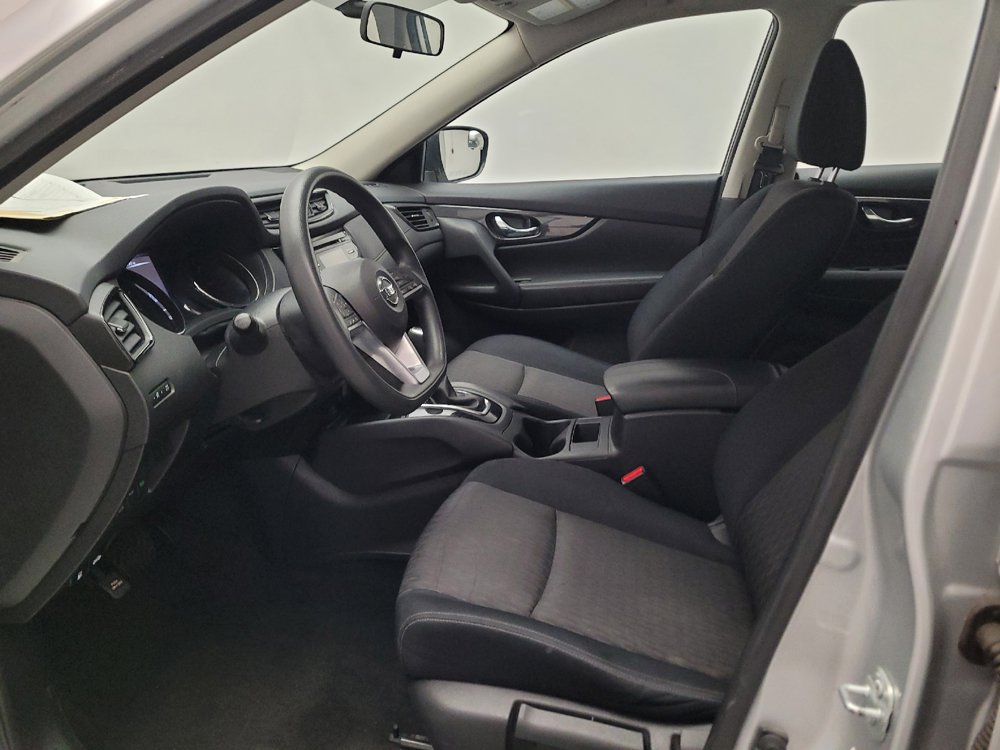 Used 2017 Nissan Rogue S AWD/4WD image 17
