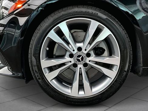 Used 2020 Mercedes-Benz C 300 Sedan image 9