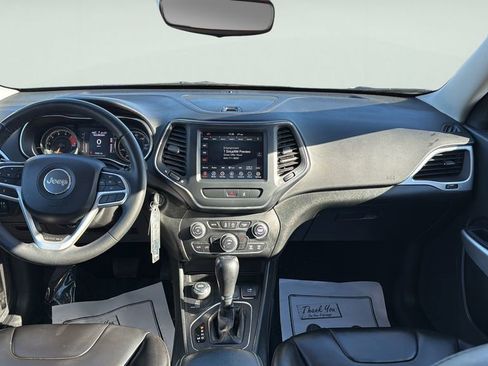 Used 2022 Jeep Cherokee Latitude w/ Trailer Tow Group image 13