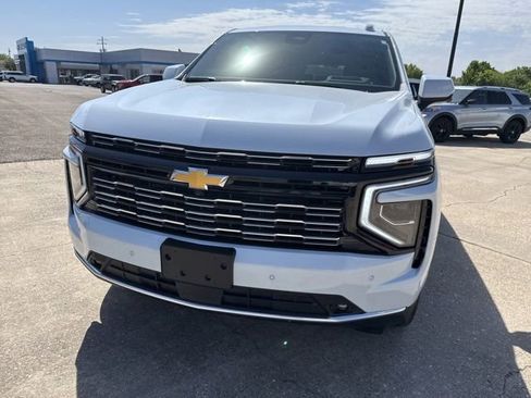 Used 2026 Chevrolet Tahoe High Country AWD/4WD image 5