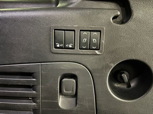 Used 2020 GMC Yukon XL SLT w/ Open Road Package image 52