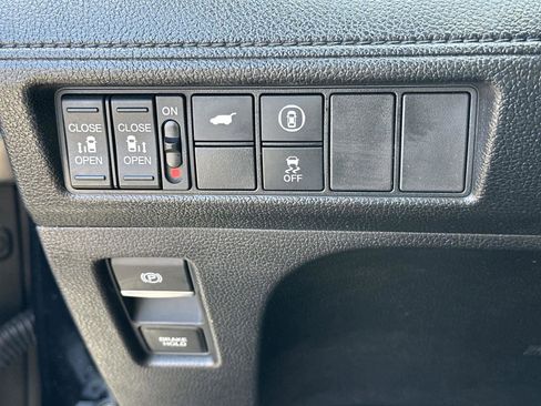 Used 2023 Honda Odyssey EX-L image 28