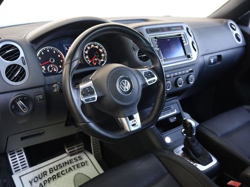 Used 2016 Volkswagen Tiguan R-Line image 14